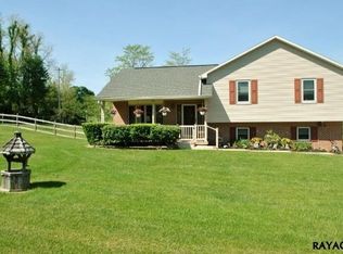 103 Trout Ln, Stewartstown, PA 17363