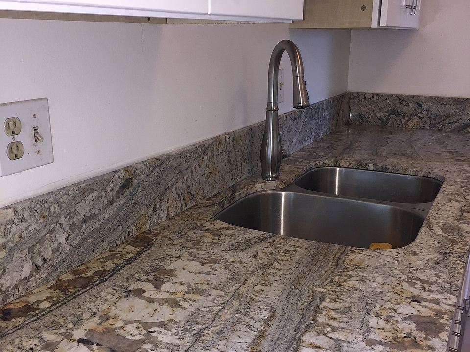 1st image of 775 Carro Dr