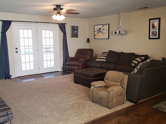 3rd image of 6608 N 175th Ave