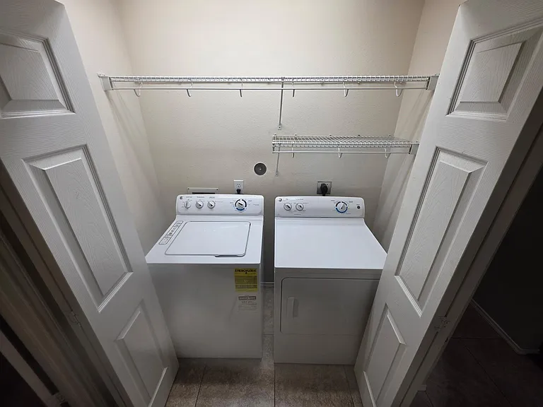 30315 Castle Forest Dr — Photo 24