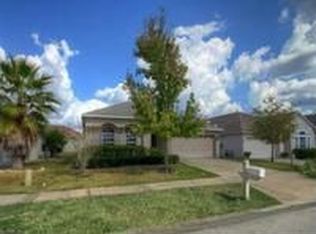 1124 Crimson Clover Ln, Zephyrhills, FL 33543