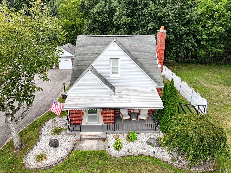 37899 Hayes Rd, photo 6