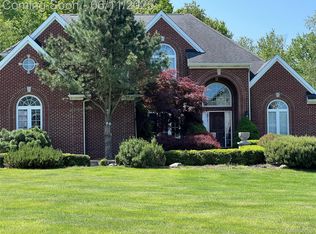 371 Baintree Blvd, Brighton, MI
