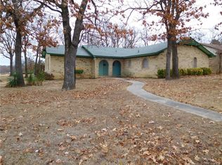 1902 Mockingbird Ln, McAlester, OK 74501