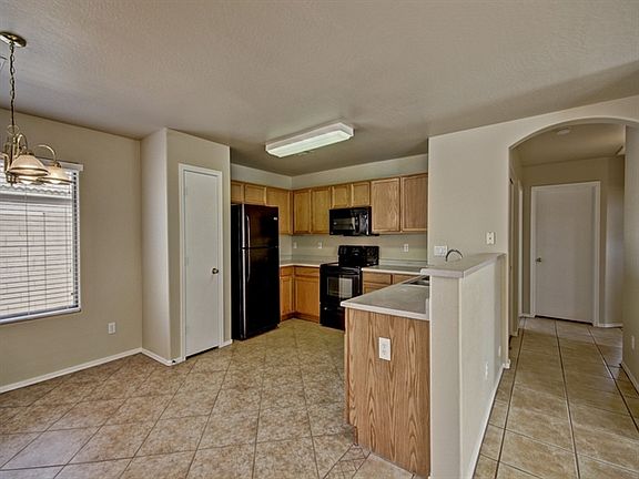 4th image of 7026 W Peck Dr