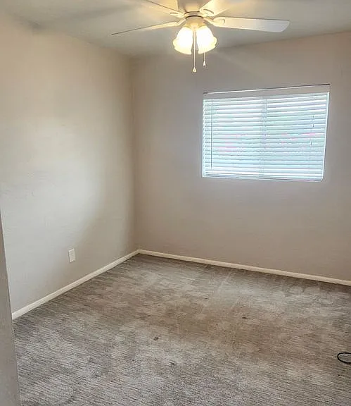 2514 E Campbell Ave — Photo 17
