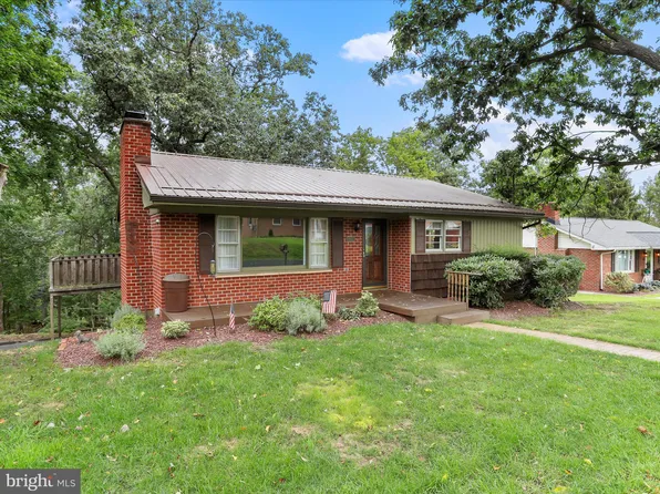 807 Valley View Dr, Lavale, MD 21502