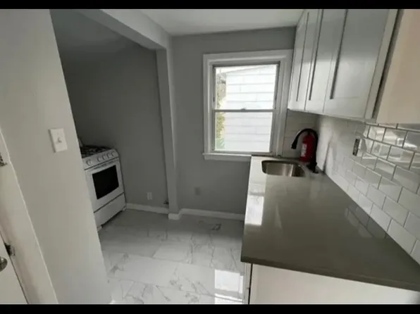 594 Christopher St #2L, Orange, NJ 07050