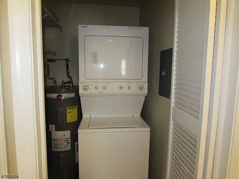 8 Genoble Rd — Photo 12