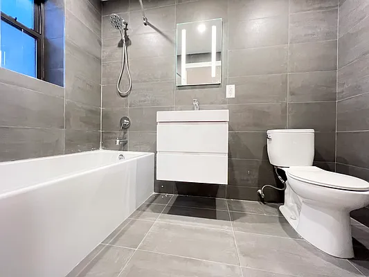 Rented by Pear NYC LLC | media 7