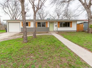 4350 Spring Oak Dr, San Antonio, TX 78219