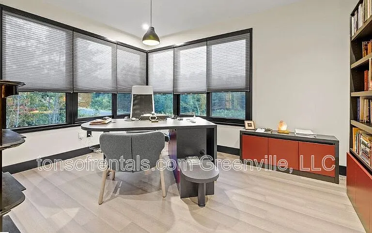 128 Sanctuary Ln — Photo 14