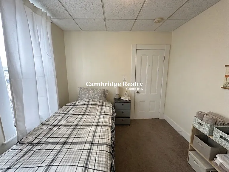58 Medford St #2T — Photo 8