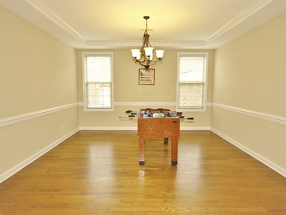 5th image of 2771 W Hartwell Pl