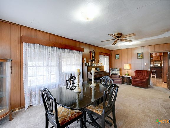 4th image of 1631 E Fannin St