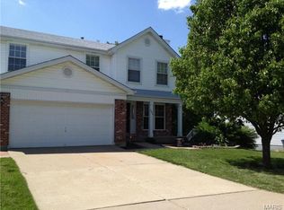 595 Prentice Dr, Saint Peters, MO 63376