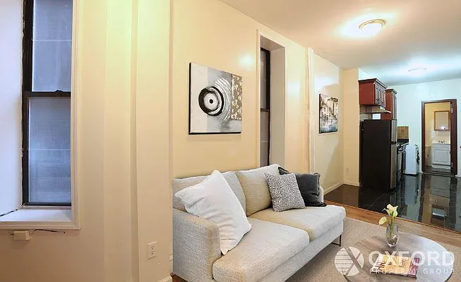 Rented by Oxford Property Group | media 20