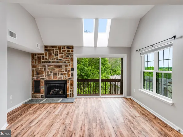 315 Wexford Ct #315, Aston, PA 19014