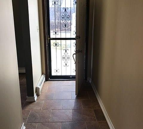 4th image of 71 Butler Dr