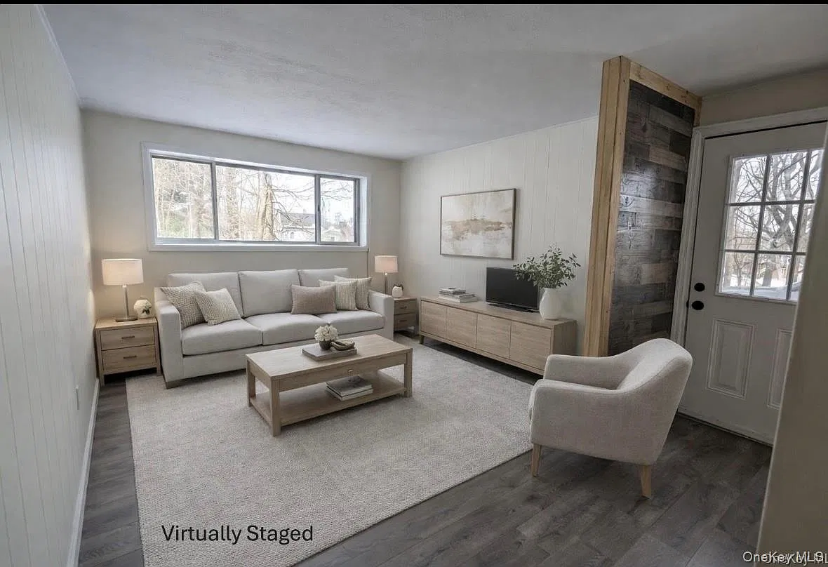 2 bed, 1.0 bath, 2447 sqft, $2,300 — Photo 3