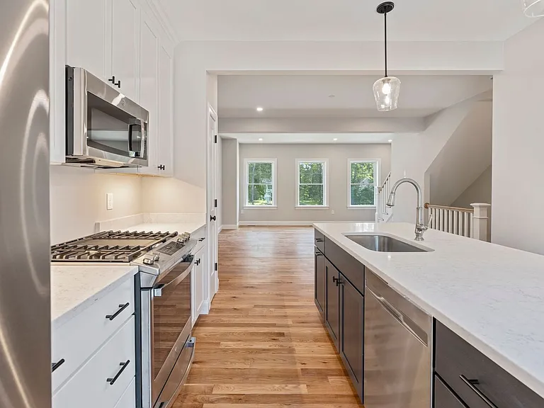 3400 Lafayette Rd — Photo 24