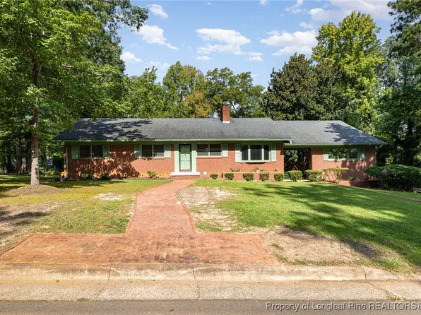 602 W McIntosh St, Sanford, NC 27330