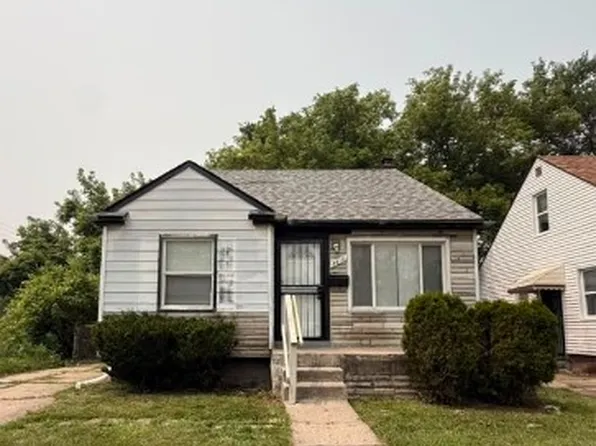 8213 Burt Rd, Detroit, MI 48228