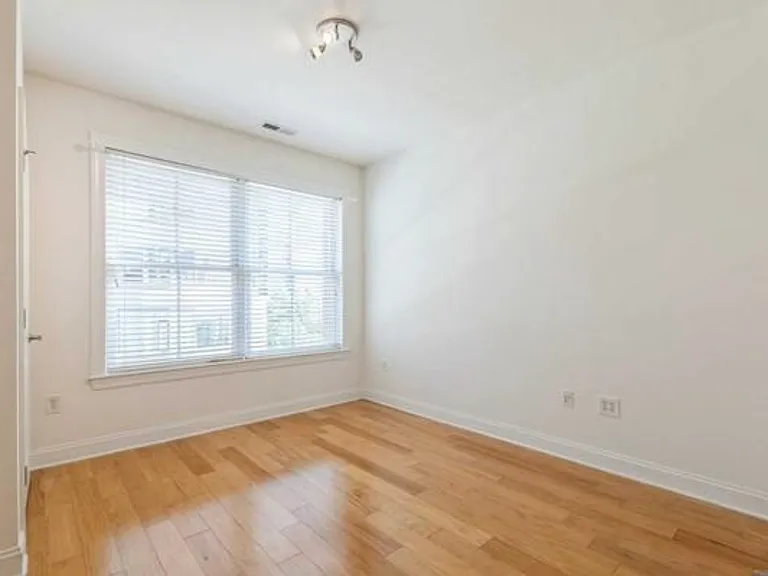 20 Port Imperial Ave #324 — Photo 20