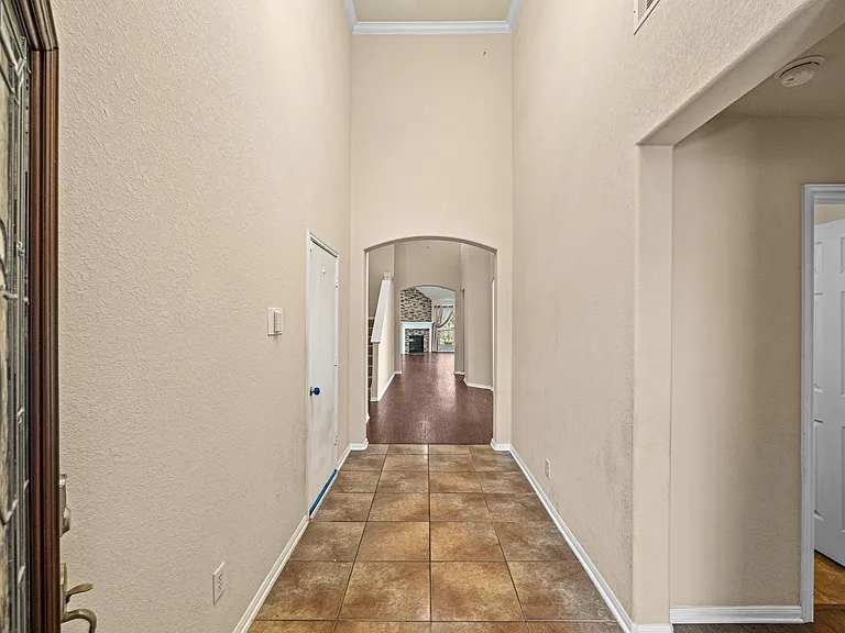 13914 Juniper Bend Ln — Photo 4