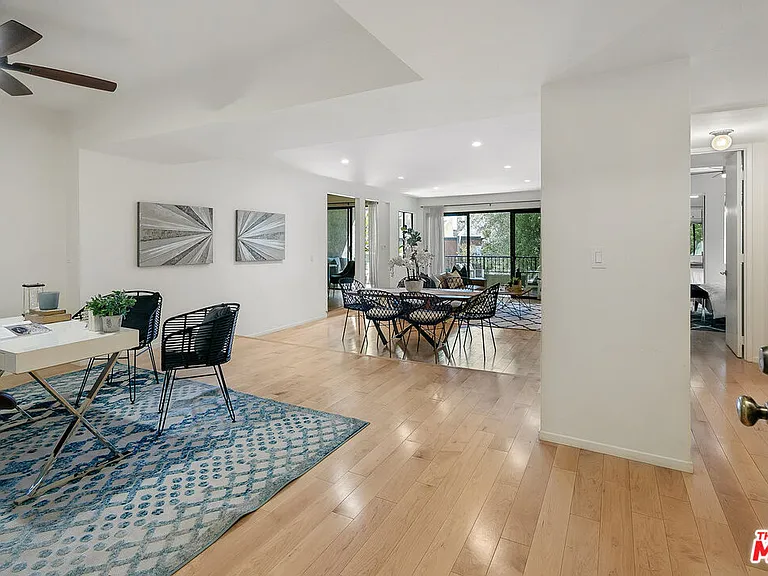 1506 S Bentley Ave #308 — Photo 3