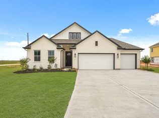 301 Cobb Ct, Sealy, TX 77474