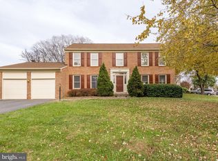 2664 Yukon Rd, Herndon, VA 20171
