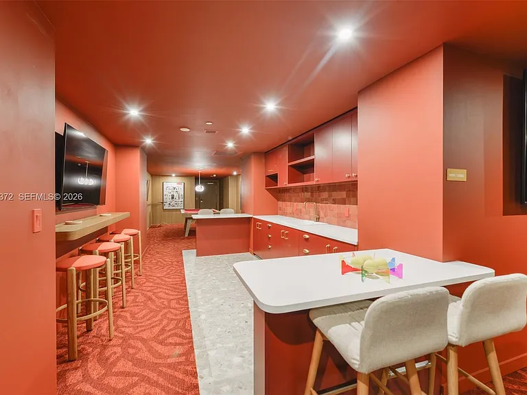 90 NE 32nd St #618 — Photo 32