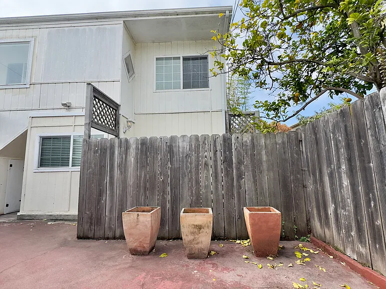 1342 Hearst Ave #B — Photo 27