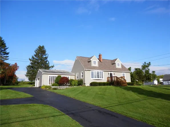 5166 State Route 89, Romulus, NY 14541