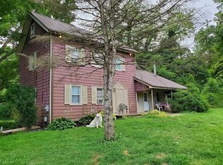 1663 Alpine Dr, Sugar Grove, OH 43107