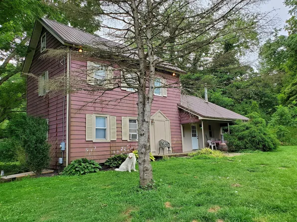 1663 Alpine Dr, Sugar Grove, OH 43107
