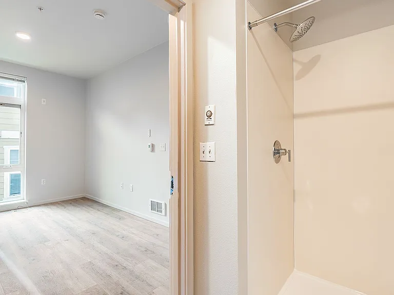 Welcome to 1806 23rd Ave Contemporary building — Photo 29