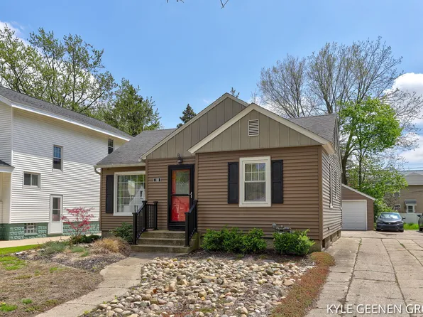 188 W 21st St, Holland, MI 49423