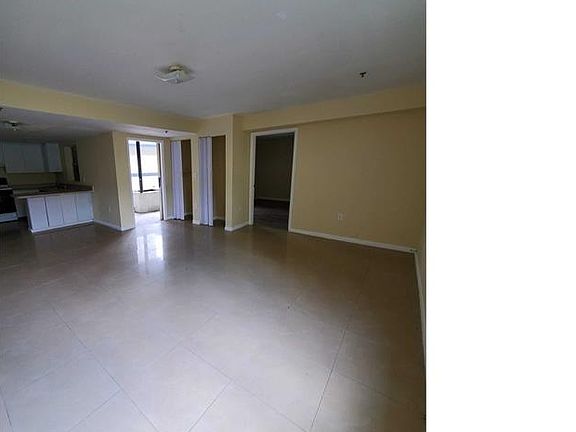 5th image of 7104 NW 14th Pl APT 3