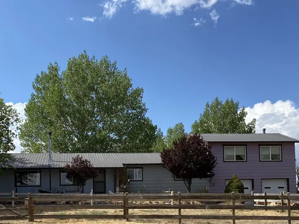 208 Co Rd 232, Cedarville, CA 96104