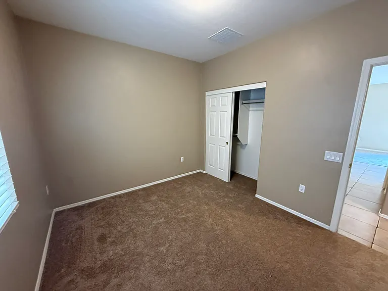 885 W Calle Muro Fuerte — Photo 14