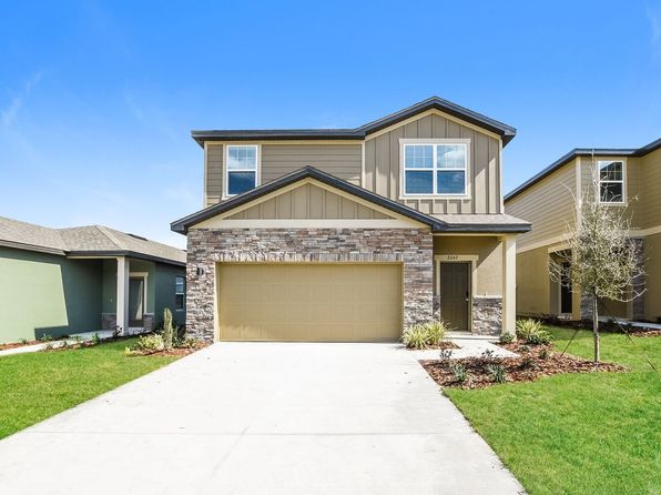2042 Hemingway Cir, Groveland, FL