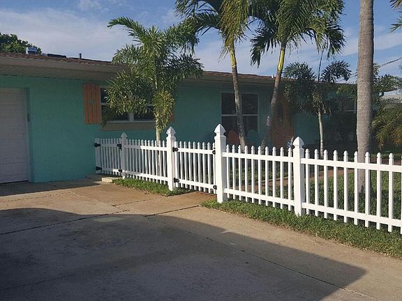 3rd image of 469 Penguin Dr