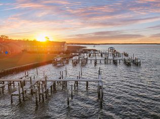 495 Popps Ferry Rd APT 5, Biloxi, MS 39531