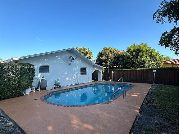 5th image of 9814 SW 4th Ter