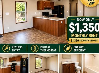 80 Bj Ln, Clinton, NC 28328