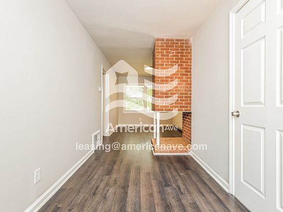 588980_004_wm_-_living_room_12993414.jpg