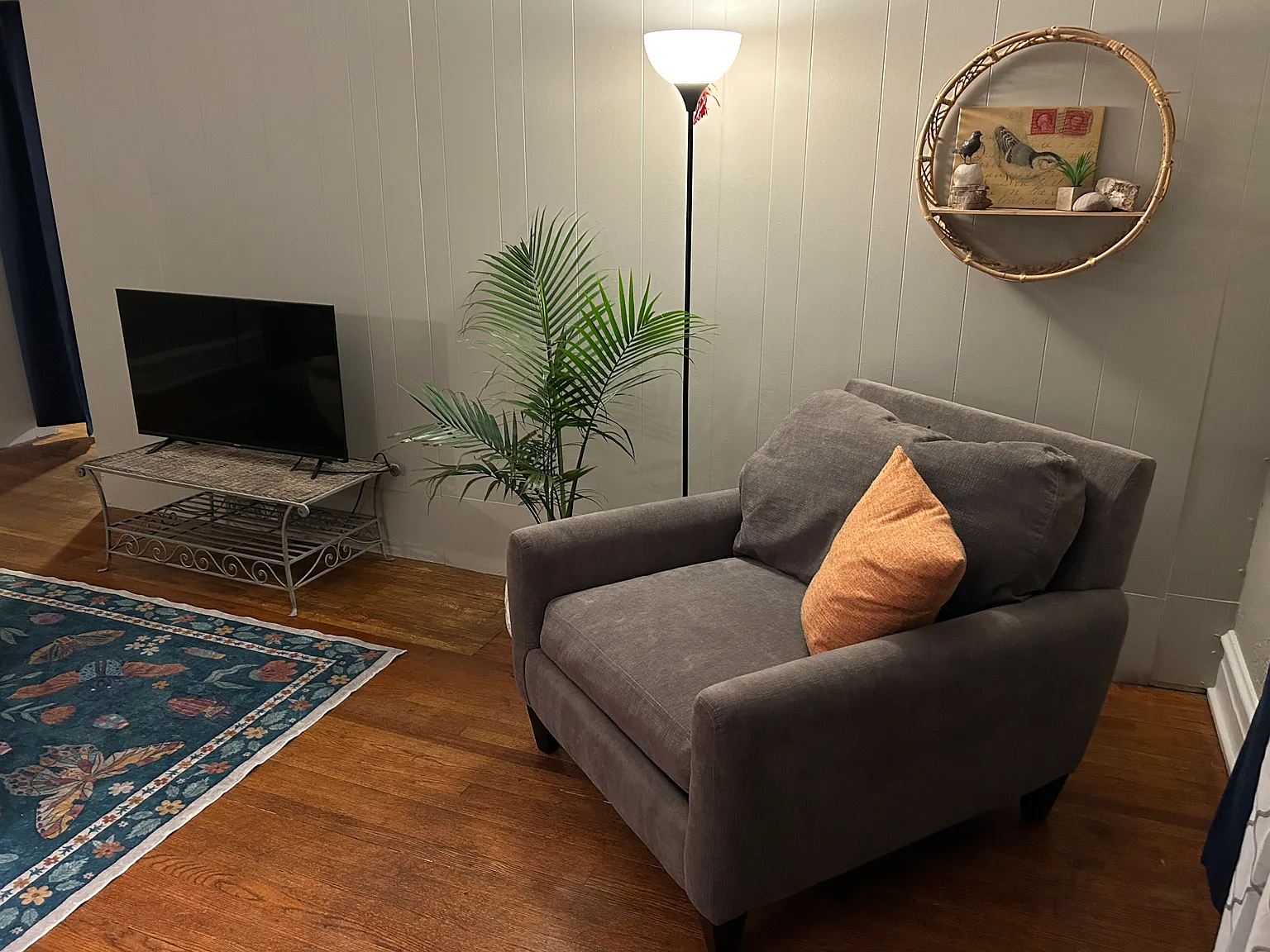 2 bed, 1400 sqft, $1,550 — Photo 2