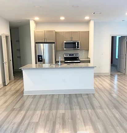 3rd image of 26535 E University Dr #201